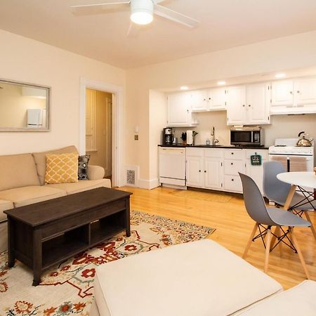 Bright, Newly Renovated 1Bed, 1Bath, Close To Bc, St. Elizabeths, Sleeps 4 Boston Exterior photo